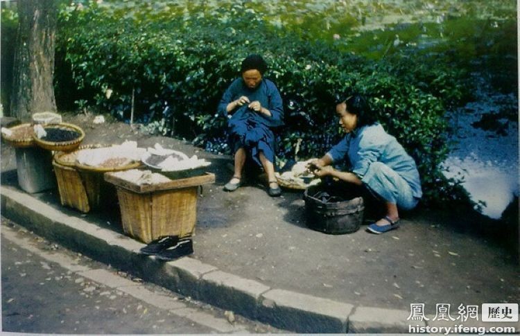 Trung Quoc nam 1945 qua nhung buc anh mau song dong-Hinh-5